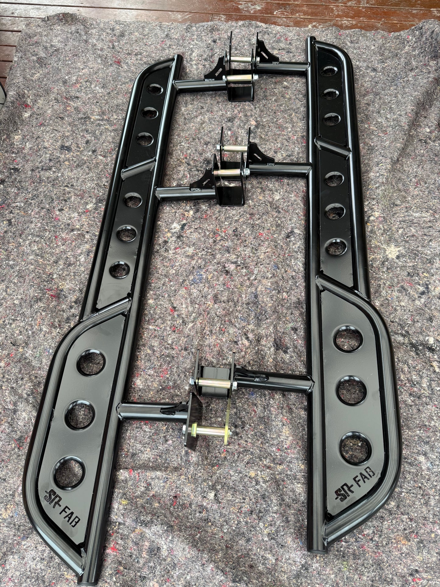 VZN185 & RZN185 - Rock Sliders (Kick Out)