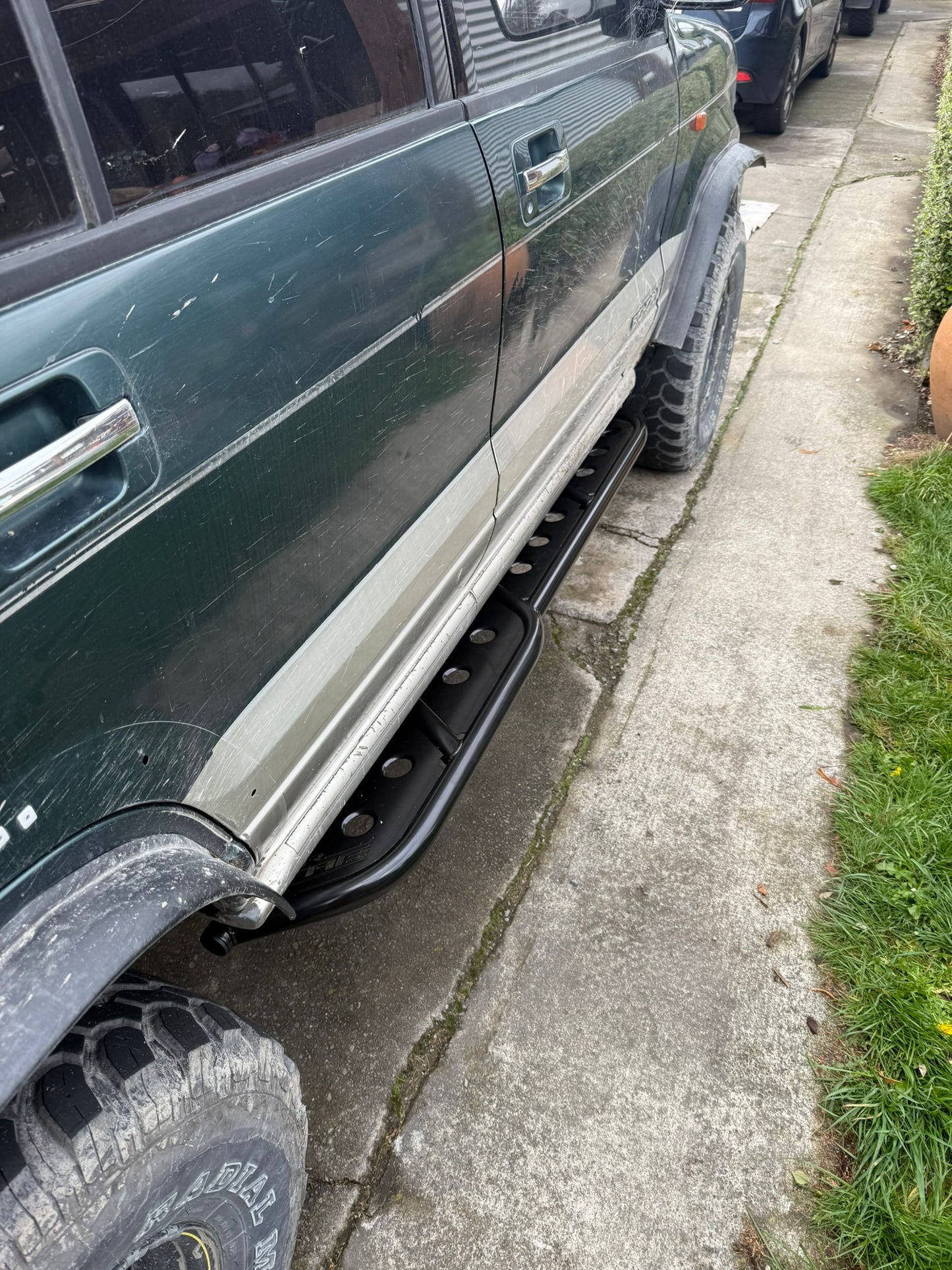 ISUZU Big Horn 2nd Gen Rock sliders
