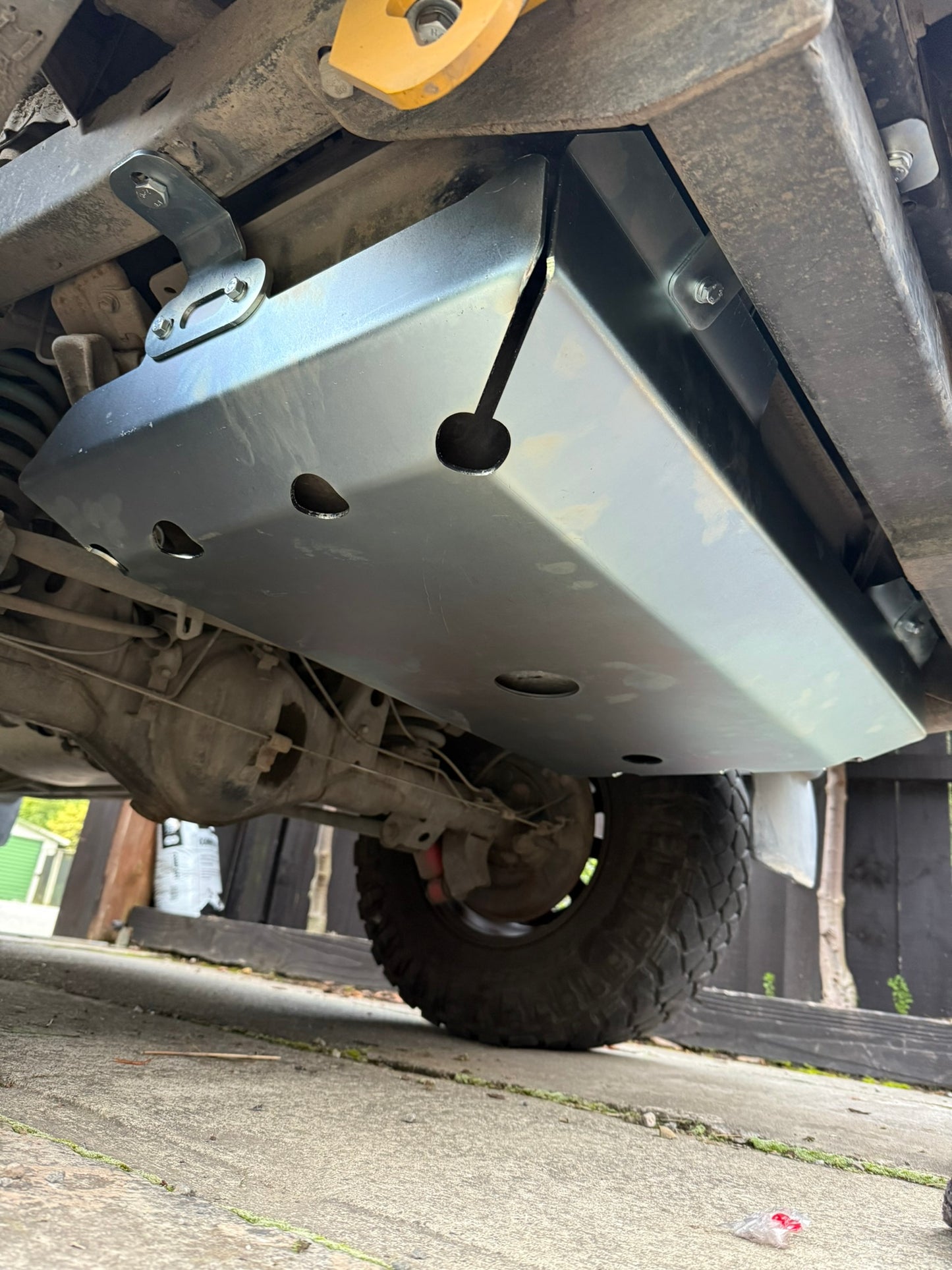 90 Series Pardo fuel tank bash plate
