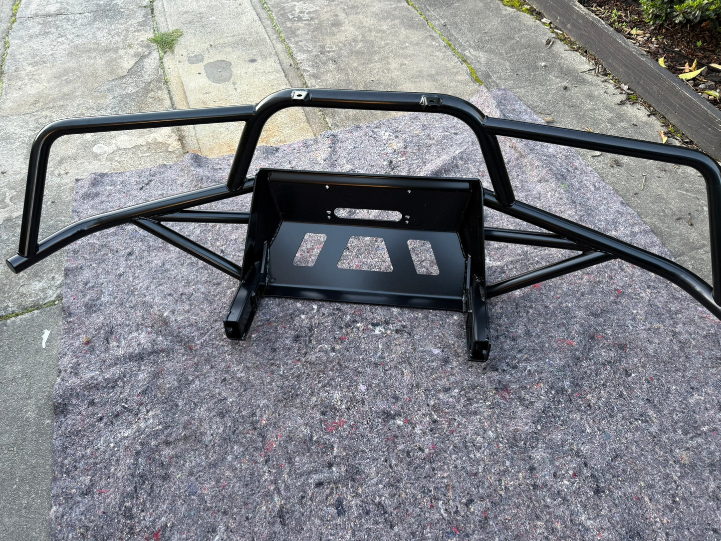 GQ Safari Bullbar - Front bar