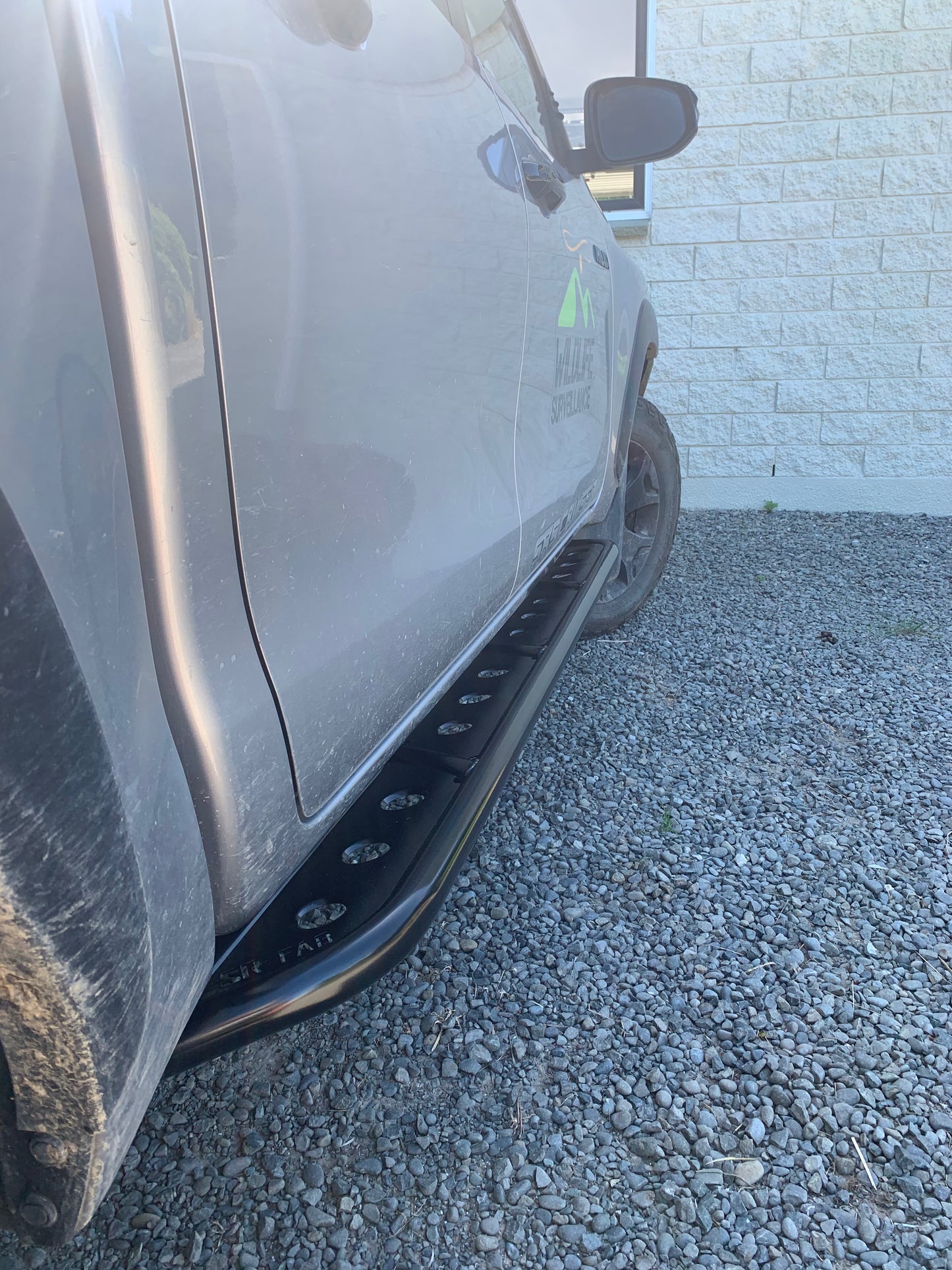 N80 Hilux (2015 - 2021) - Rock Sliders (Straight)