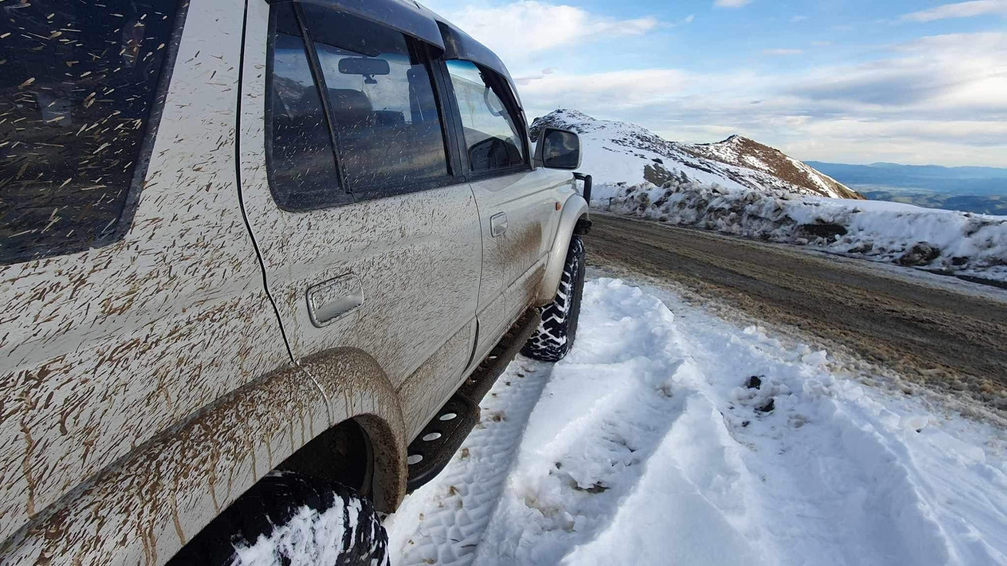 VZN185 & RZN185 - Rock Sliders (Kick Out)