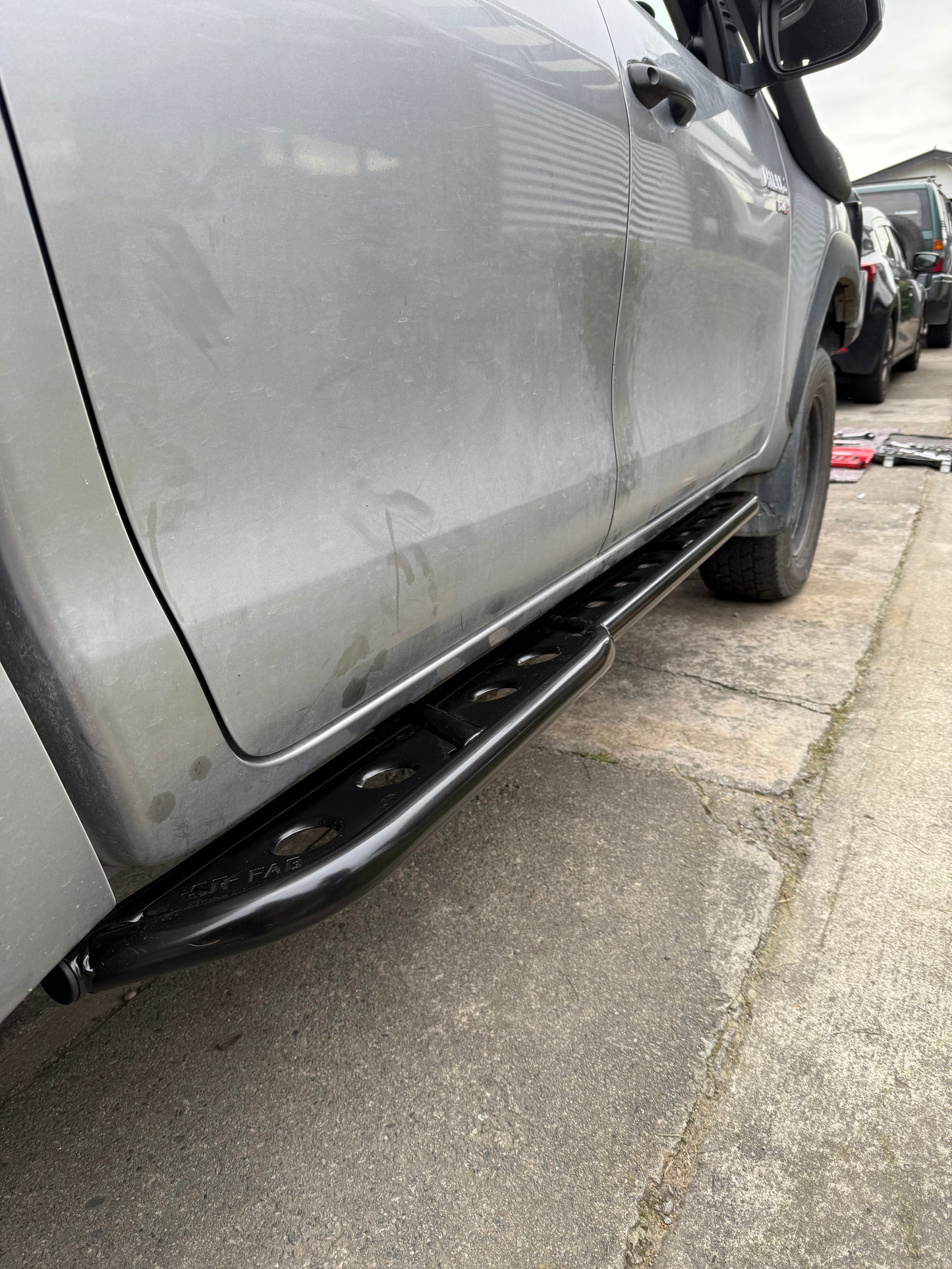 N80 Hilux (2015 - 2021) - Rock Sliders (Kick Out)