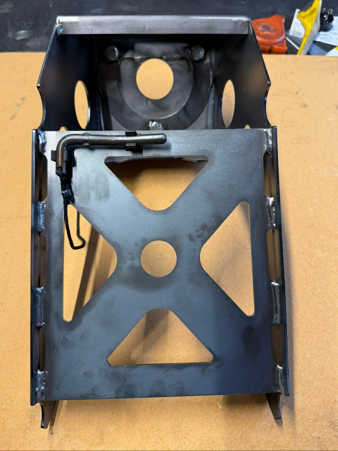 Hilux spare wheel riser mount