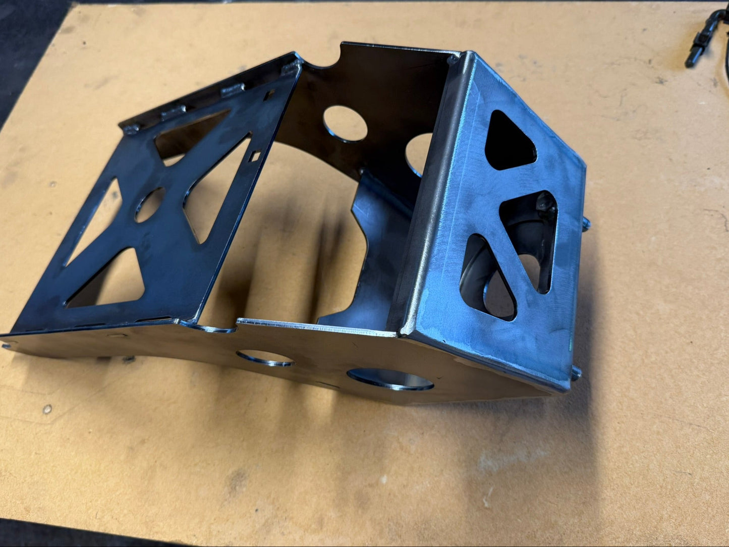 Hilux spare wheel riser mount