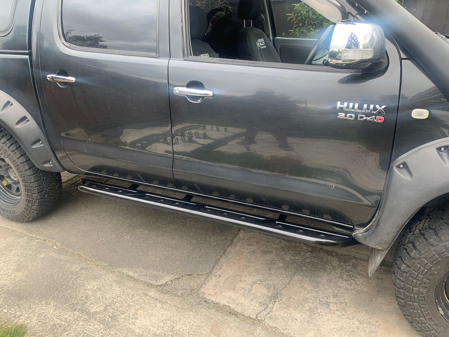 N70 Hilux (2005 - 2014) - Rock Sliders (Straight)