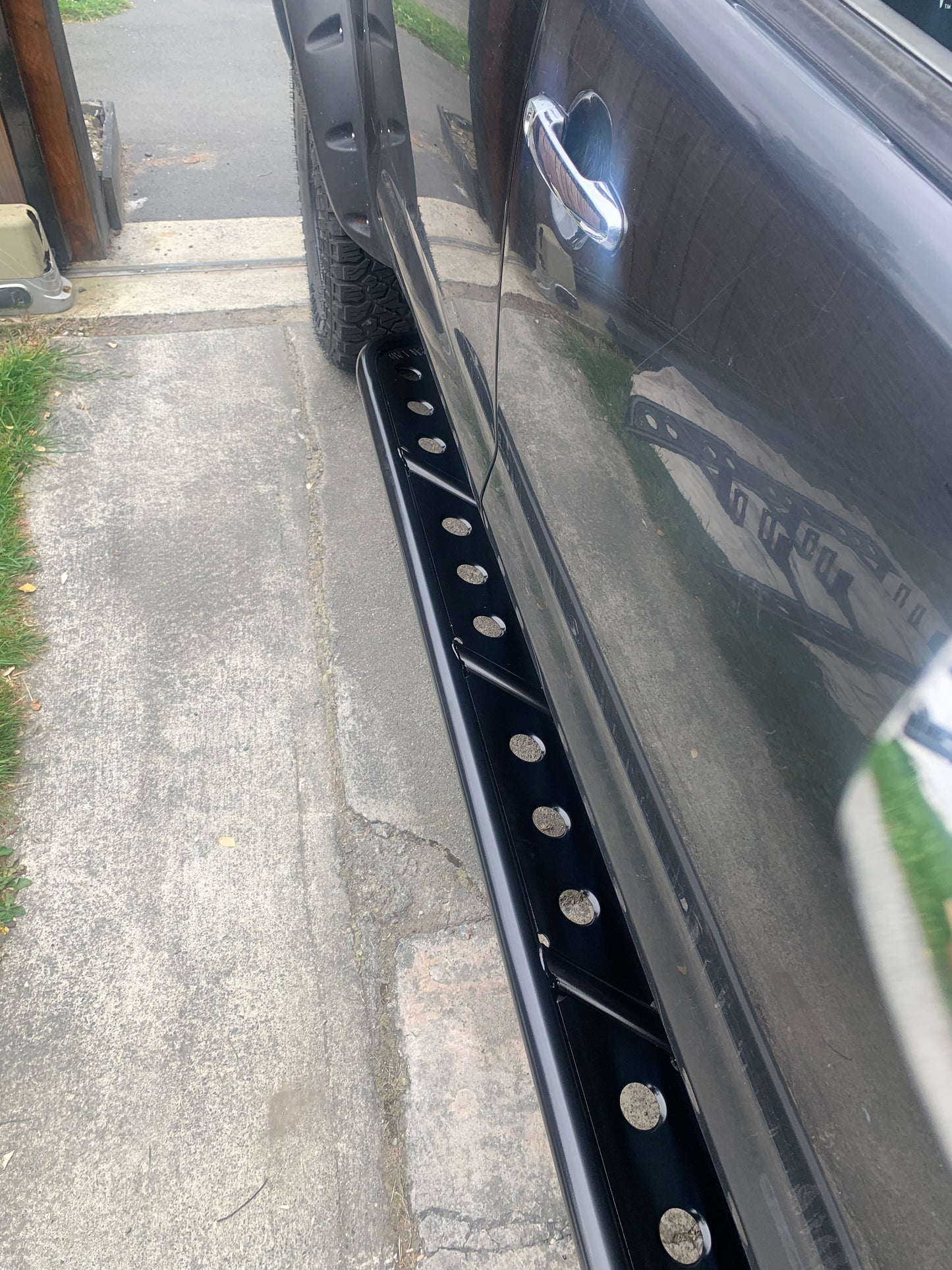 N70 Hilux (2005 - 2014) - Rock Sliders (Straight)